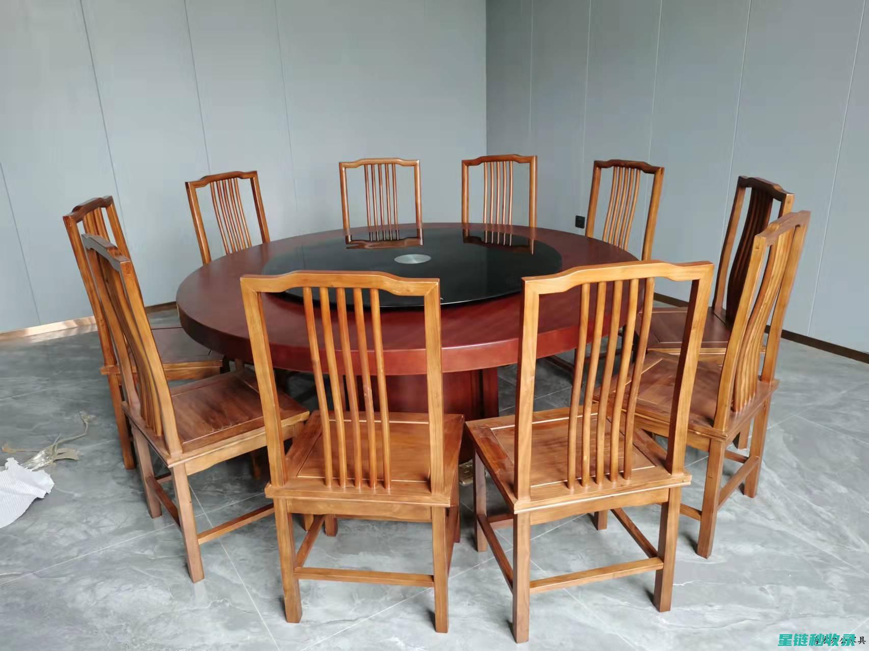 去除木质家具上的口香糖污渍，保护家居美观 (去除木质家具味道的方法)
