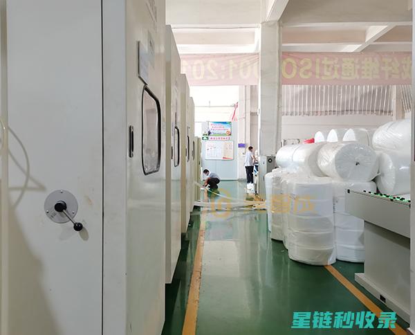 花瓶清洁与保养，提升家居格调的秘诀 (花瓶清洁与保养的区别)